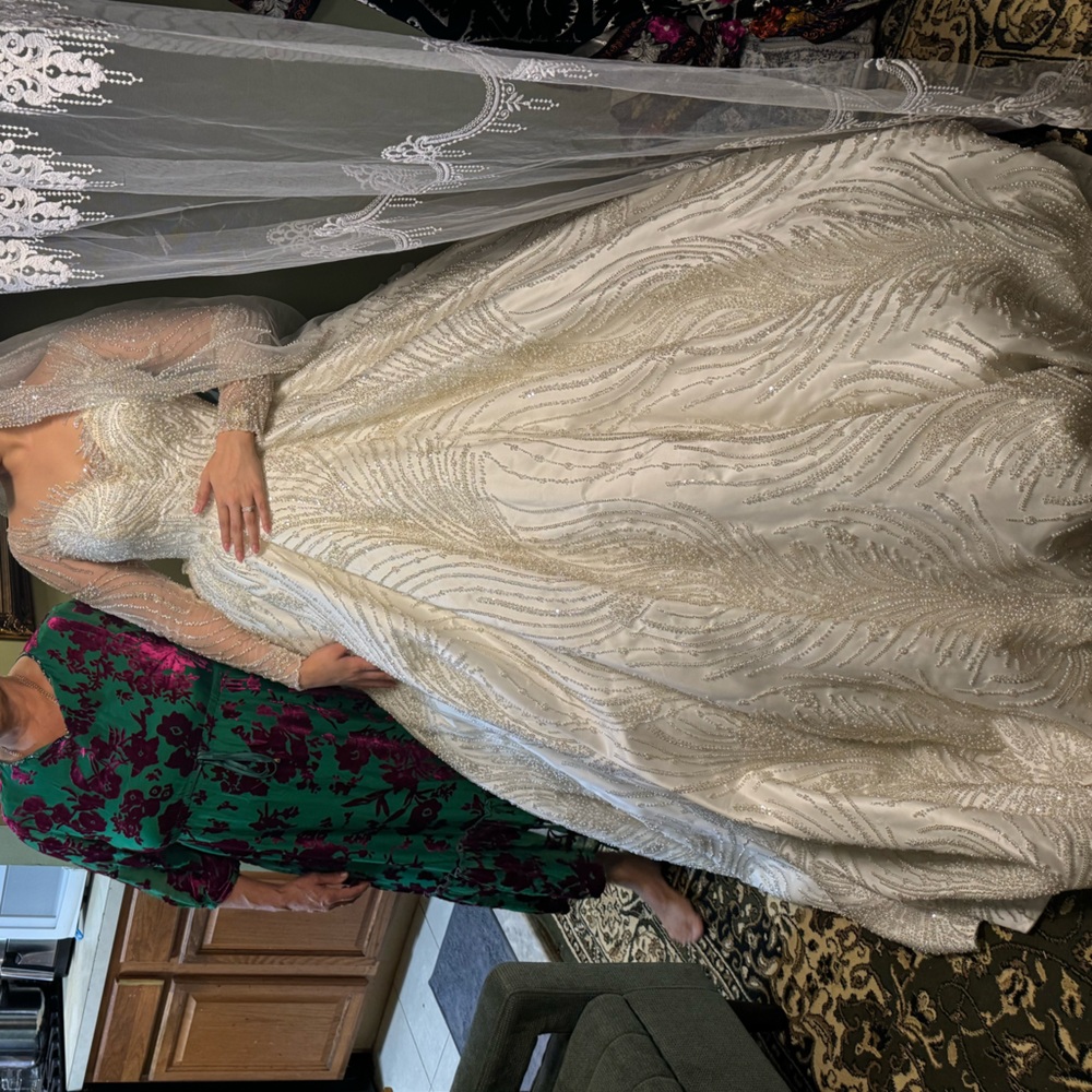 Luxurious Beaded Wedding Dress with Veil